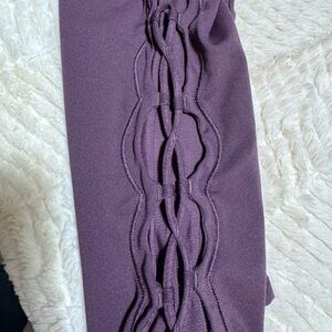 lululemon Plum Seam Detail Leggings size 6